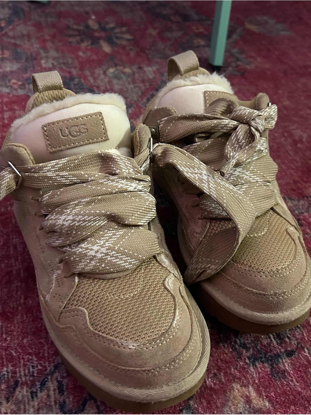 UGG Lowmel Tan Platform Sneakers 🤎 Size 7